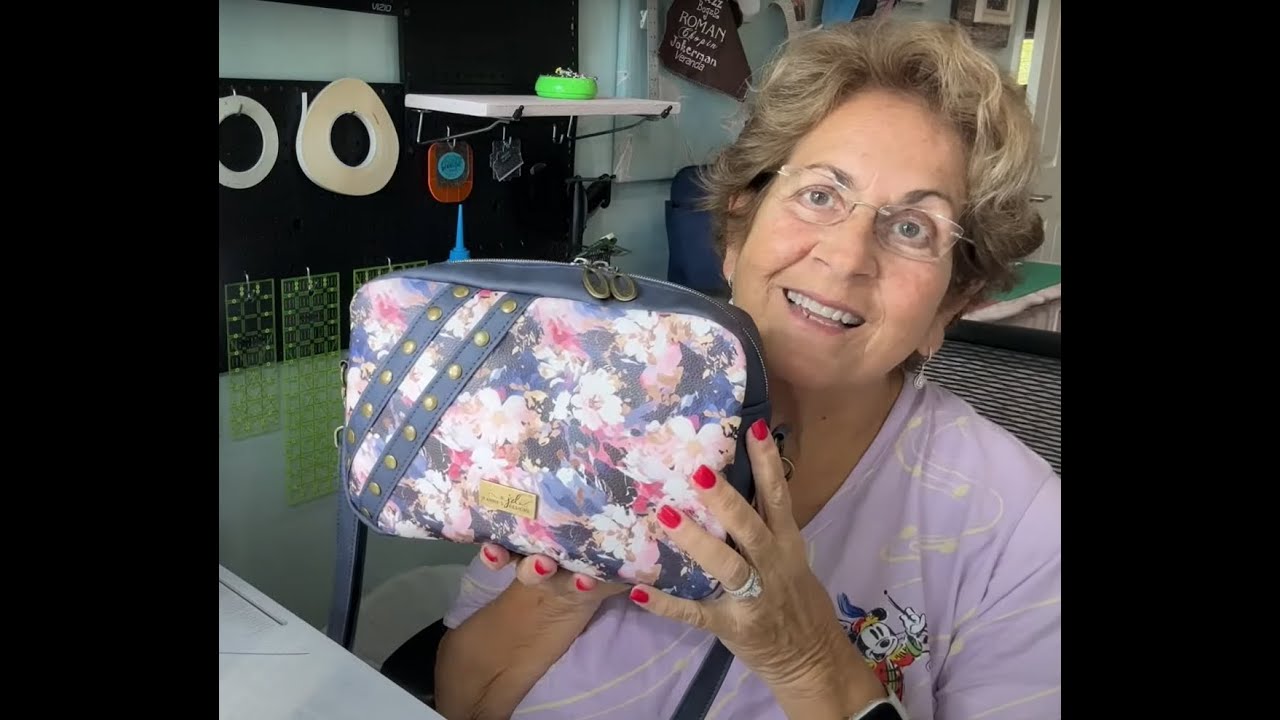 Laverna Crossbody Navy Floral a Pattern by SewYours