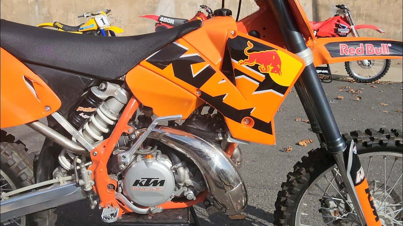 THE LAST BIG BORE 2 STROKE KTM; THE 380SX IS A CERTIFIED ROCKET
