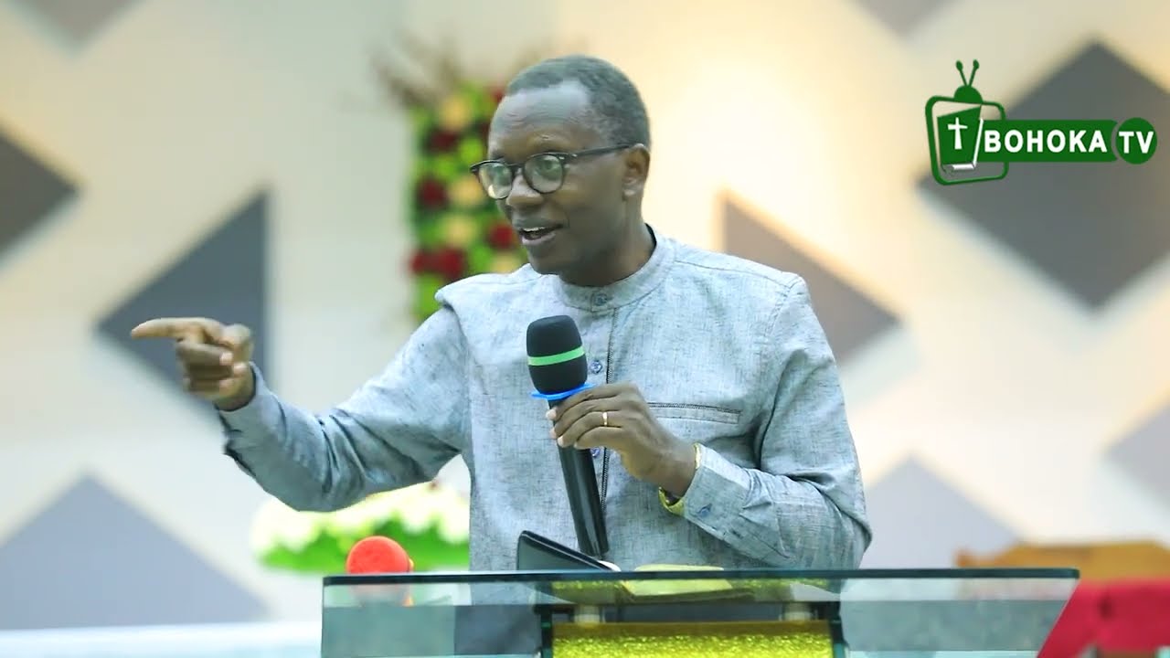 Pst Antoine RUTAYISIRE😳MWITONDERE ABIGISHA B'IBINYOMA basaba happiness na cash😳MUBE MASO BYAKOMEYE