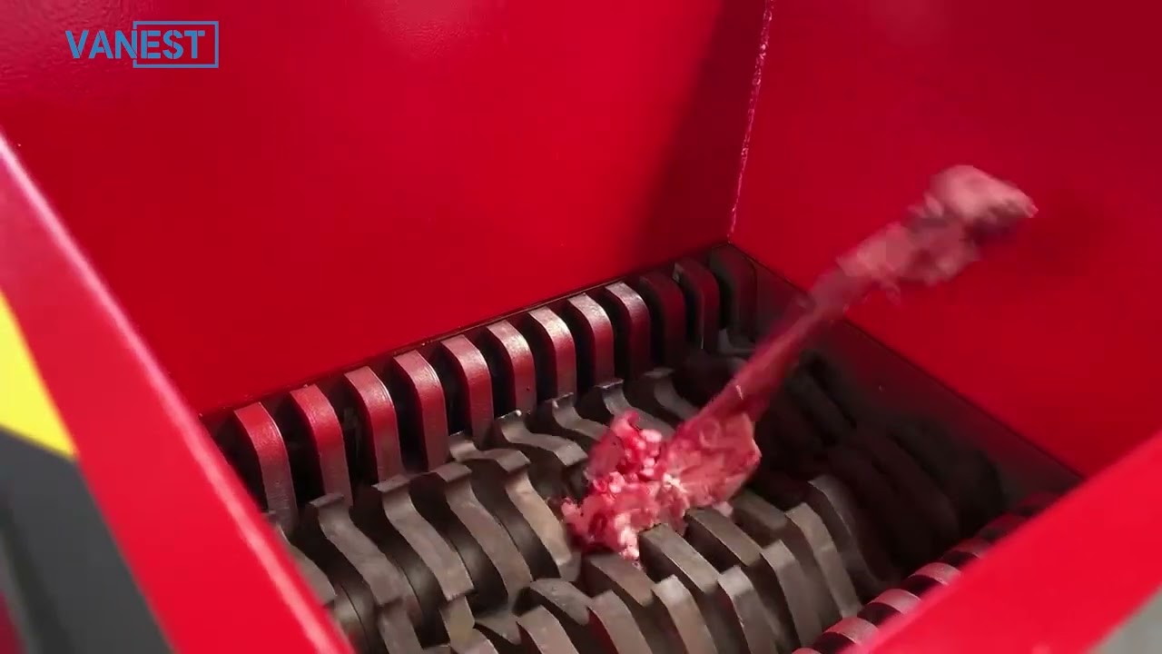 Shredder for processing beef bones