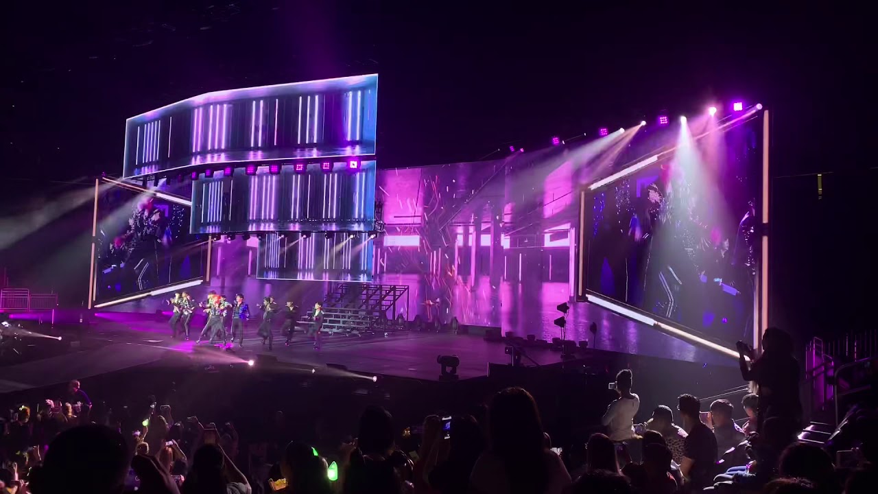GOT7 Keep Spinning Tour In Newark, NJ Part 1