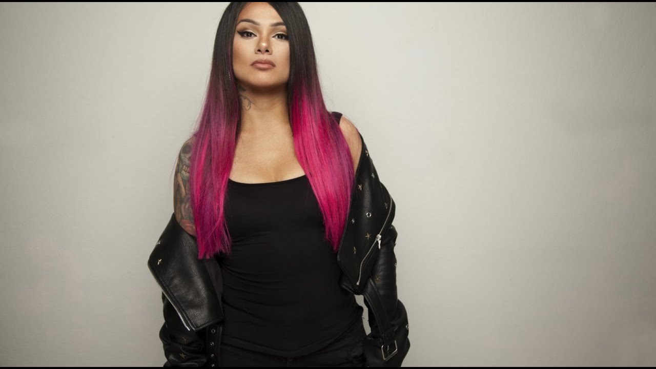 Snow Tha Product In The Studio w/ Sikwitit