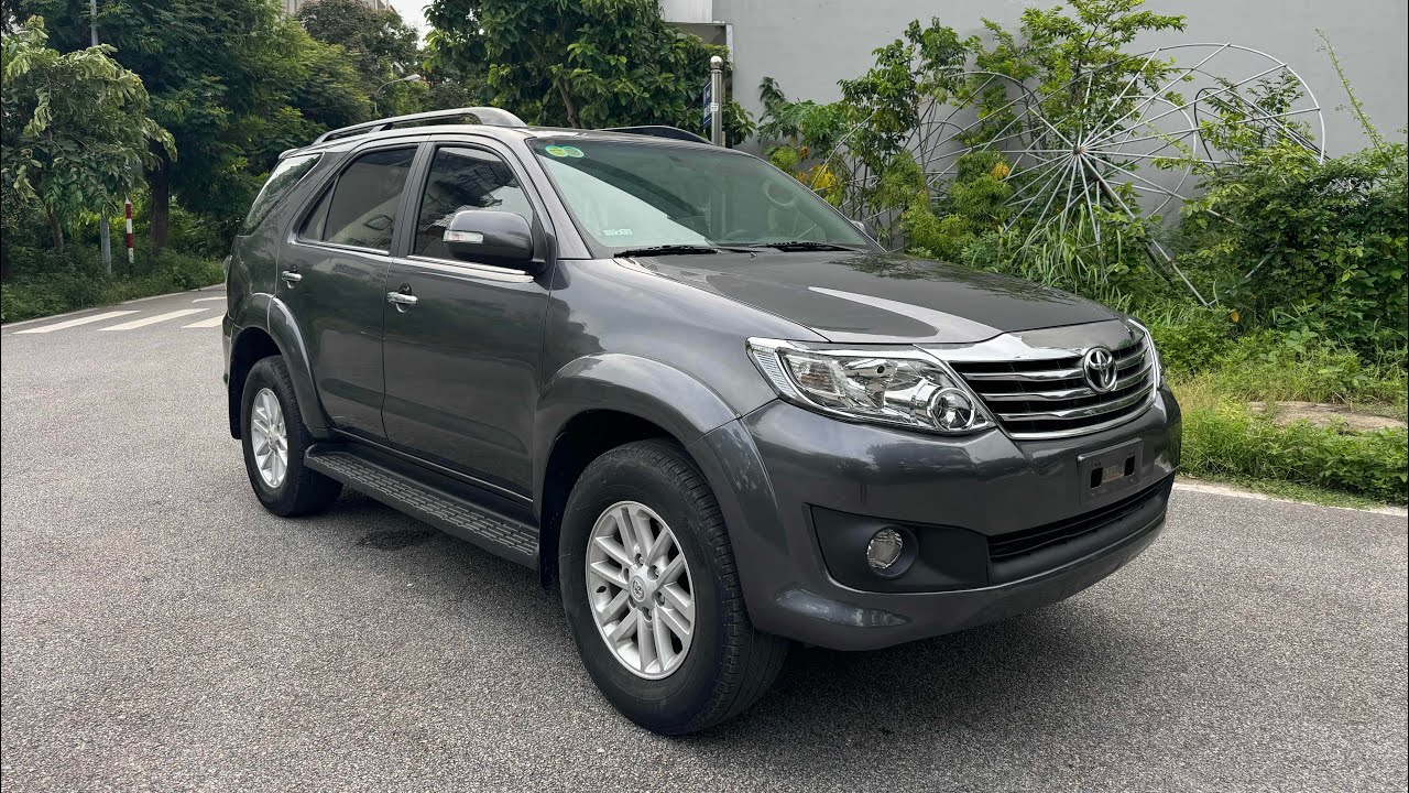 Fortuner 2012 fom mới máy dầu siêu tiết kiệm và bền bỉ