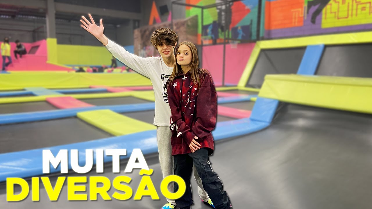 PASSEI O DIA NO PARQUE DE DIVERSÕES COM A MANU!!!