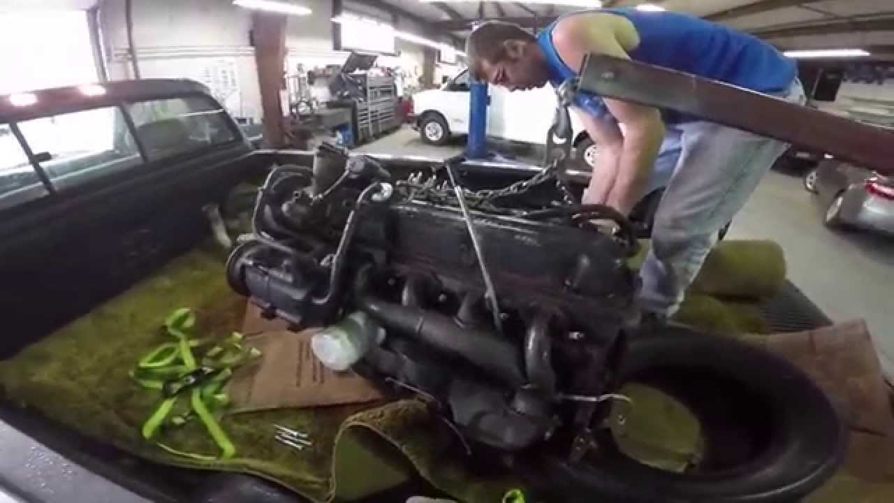 Ford 302 V8 for Vagabond Falcon at Bruce Henn's Garage