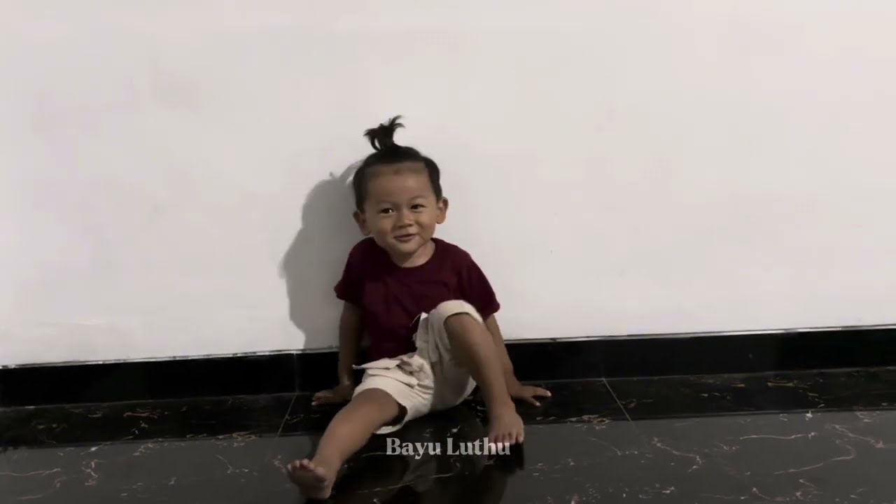 Tarisa Kasol tanggapan ditemani Anak Lanang Shena, bocae pinter.. 