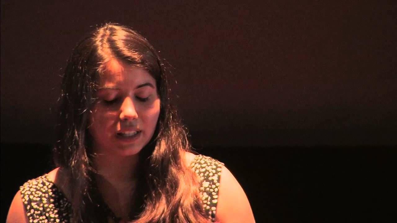 O lado positivo do erro | Maria Carlos Nunes | TEDxFCTUNL
