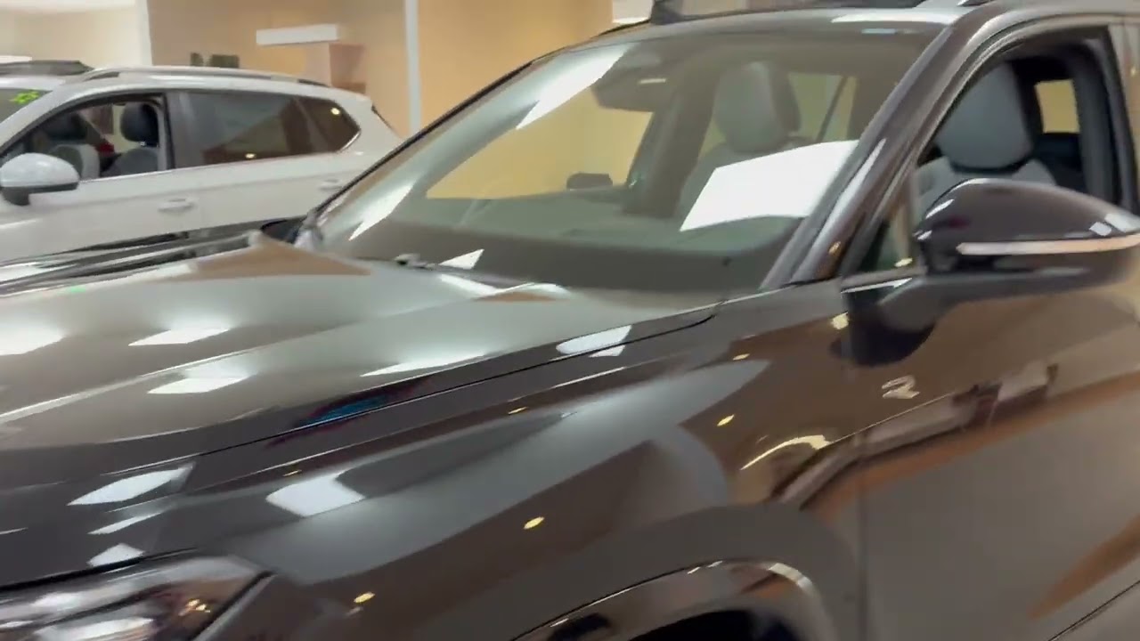 2025 Tiguan SE R-Line Black Walkthrough!