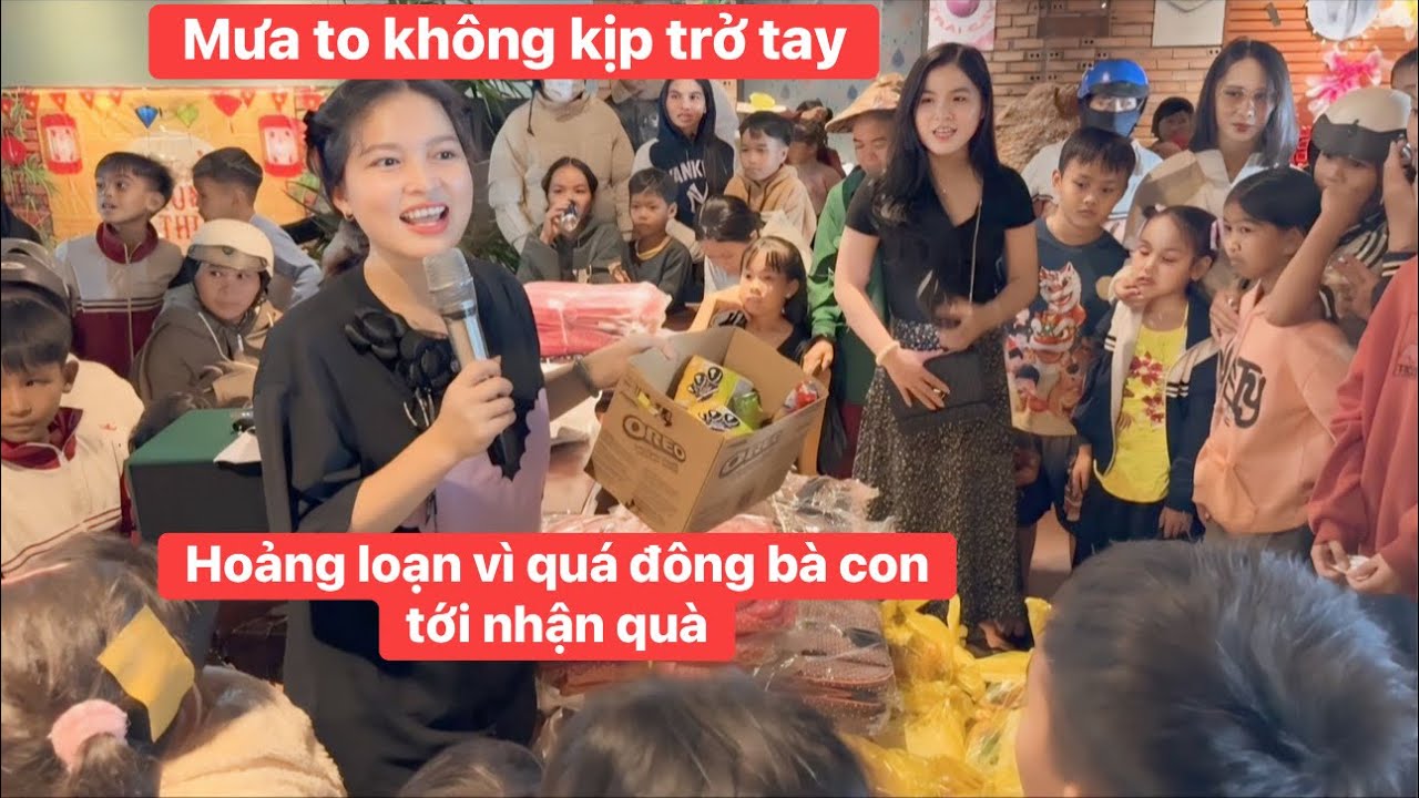 Vỡ trận khi Nấm Bee lần đầu tiên tự tổ chức văn nghệ đêm Trung Thu cho các trẻ em vùng cao 