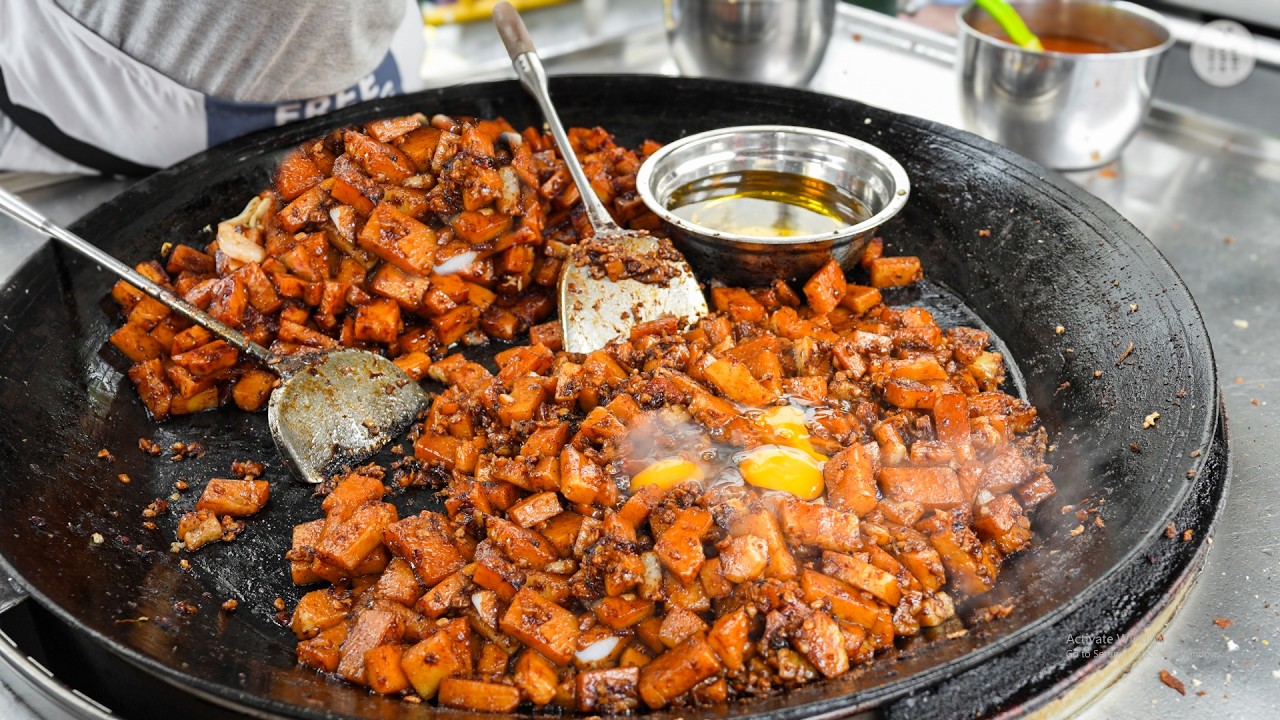 60-Year Recipe! 3 Sisters Cooking Michelin Bib Gourmand Char Koay Kak in Penang - Malaysia