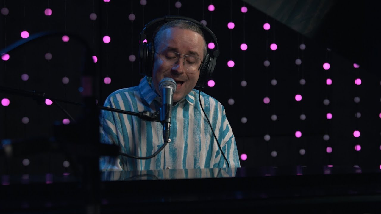 Hot Chip - Made In The Dark (Live on KEXP)