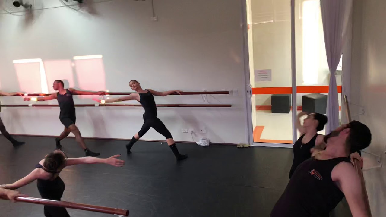 Plié/Barra jazz juvenil