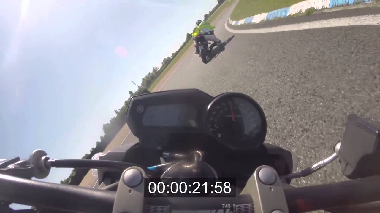 Circuit carole 04/06/2015 YAMAHA XJ6