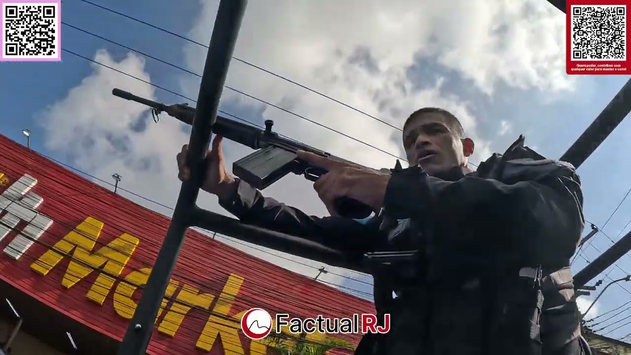 Policias do 15 BPM realizaram uma opera&ccedil;&atilde;o no Corte 8 em Caxias.