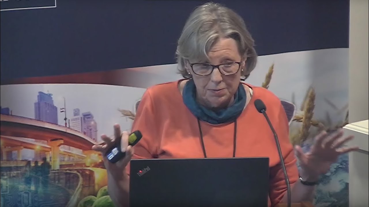 The natural capital approach: ecological and economic perspectives