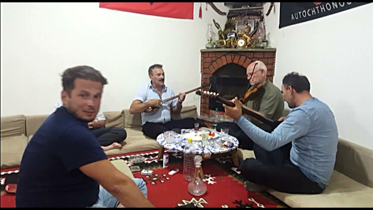 GAZMEND MORINA DHE FLORIM KLEQKA E AGIM REQANI = KENG PATRIOTIKE