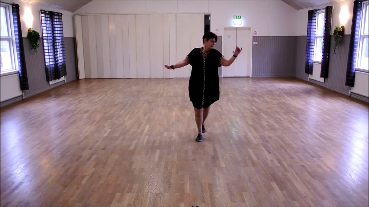 Off the Track - Linedance