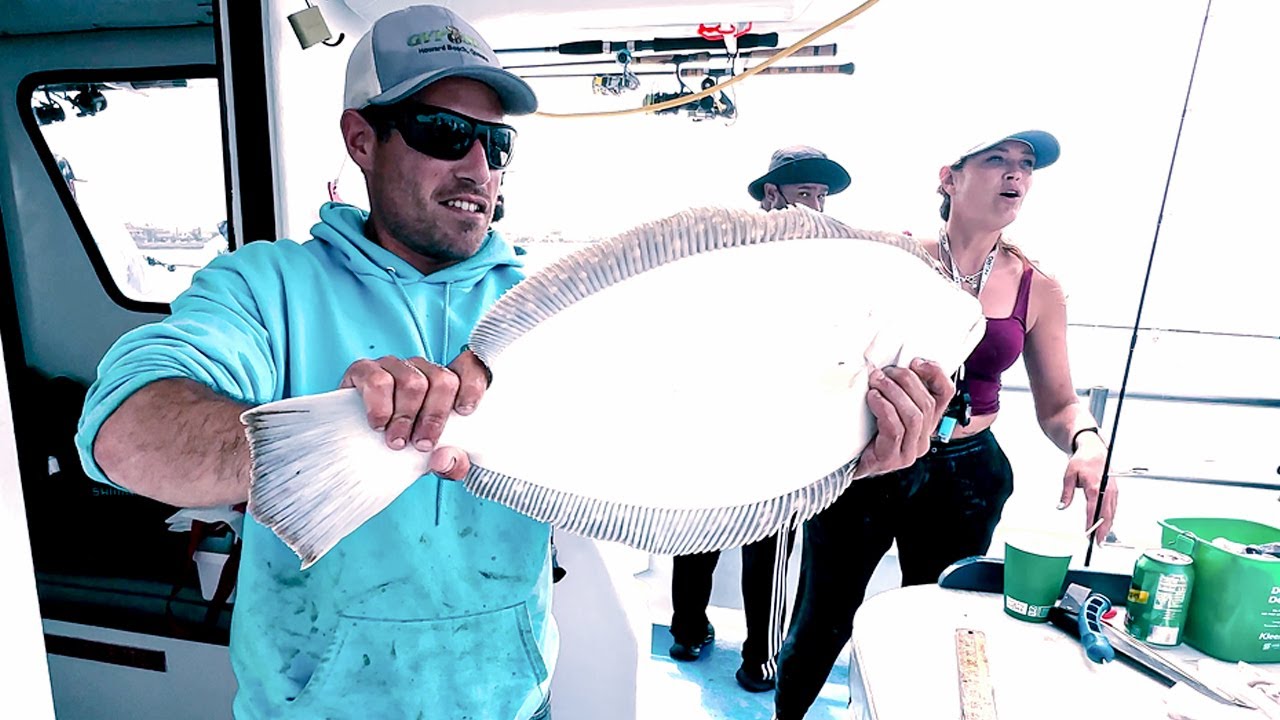 GIANT Fluke (Flounder) Fishing Competition 8lb Fish Wins $4100 on Party Boat