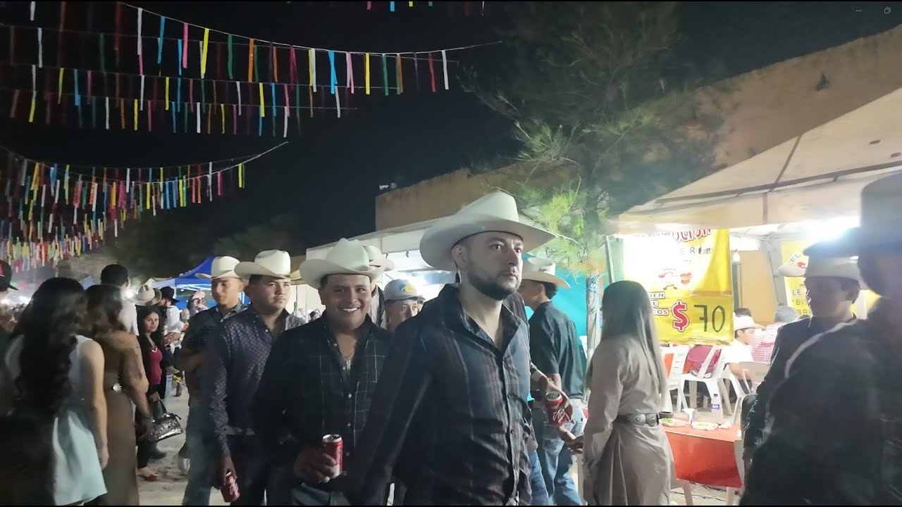Recorriendo las calles de Valle Umbroso en sus fiestas patronales