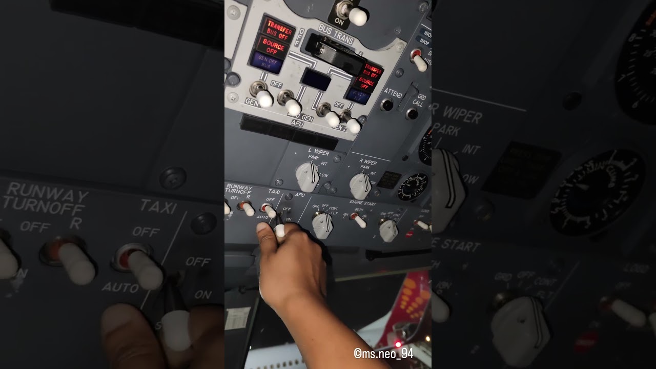 B737max8 powering Up🛬 #boeing #b737max #viral #aviation #shorts #mumbai #trending #avgeekoftheweek