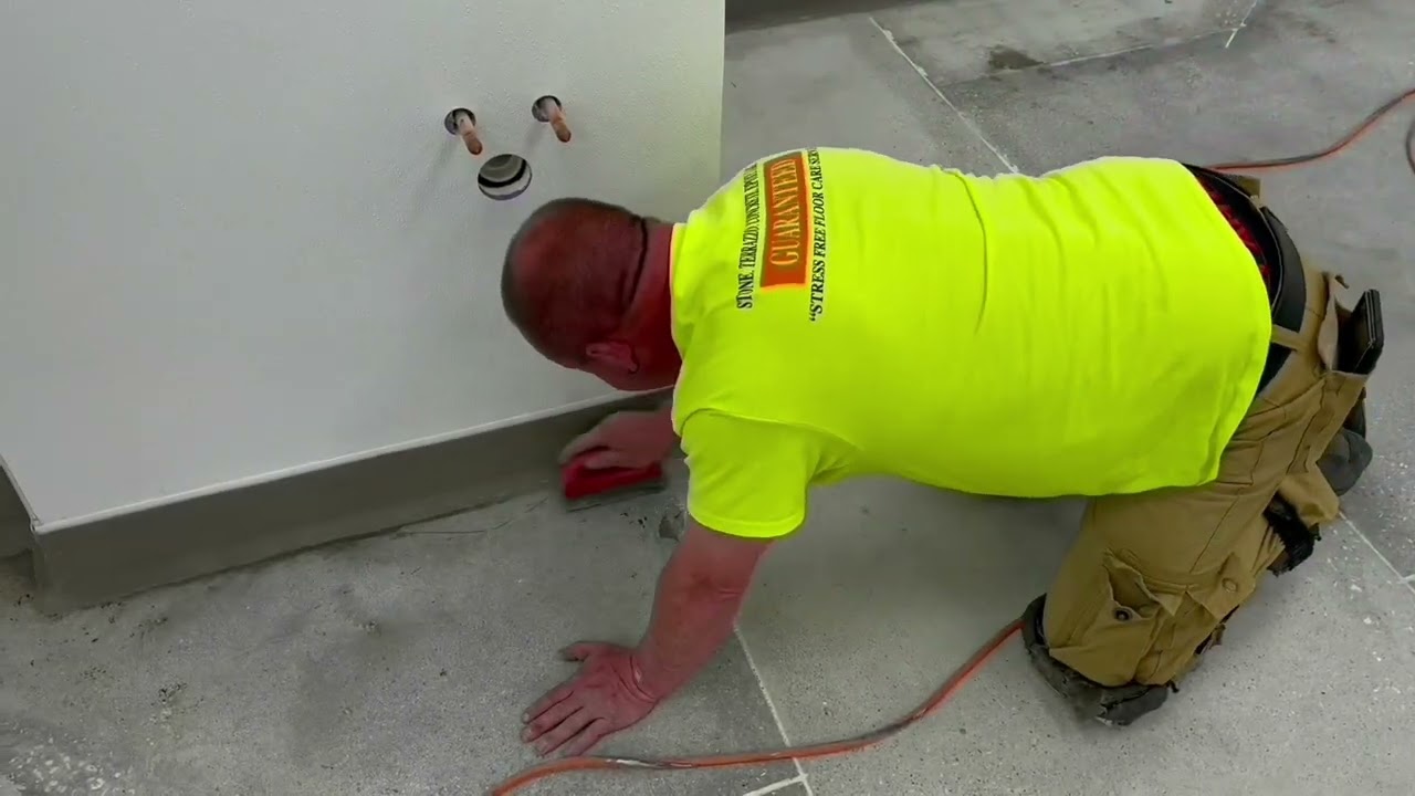 Seamless Floor System - Epoxy Quartz