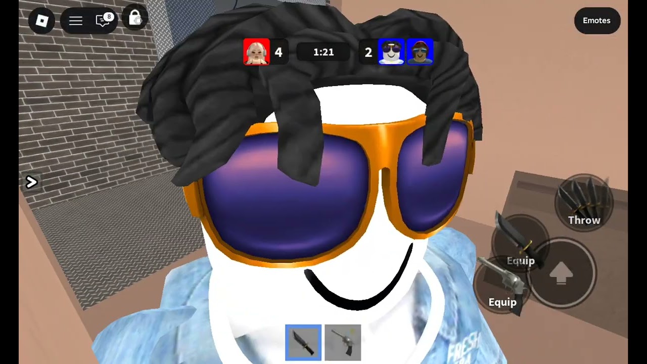 Roblox knife vs gun duel who will win? 