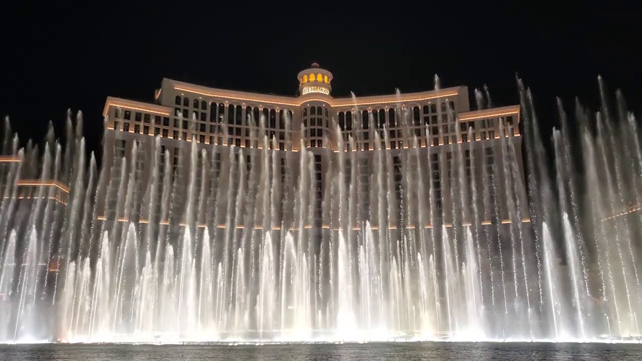 God Bless the U.S.A. Bellagio Fountains @ Las Vegas, Nevada. 4K.
