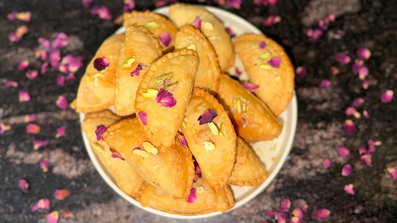 Holi Special GUJIYA😋|Easy Gujiya Recipe |Mawa Gujiya Recipe|Gujiya Recipe In Hindi |Gujiya Recipe 