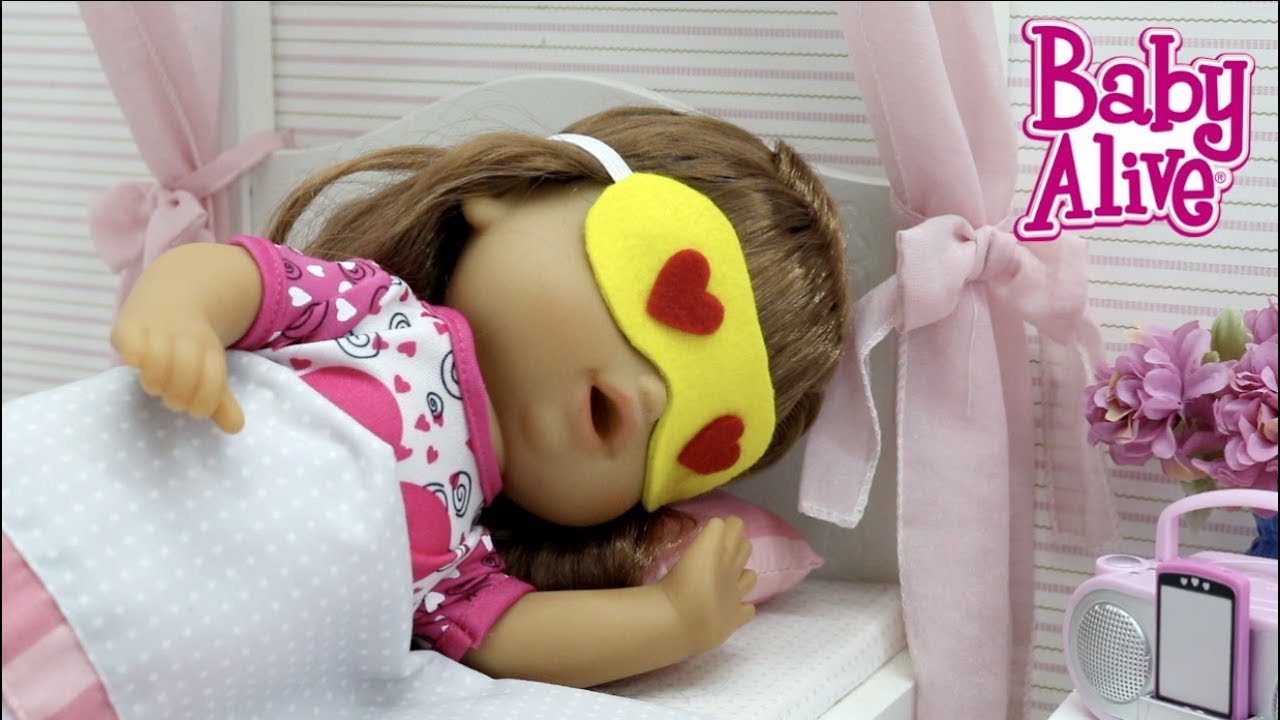 MINHA BONECA ISABELA SE ARRUMANDO PRA ESCOLA