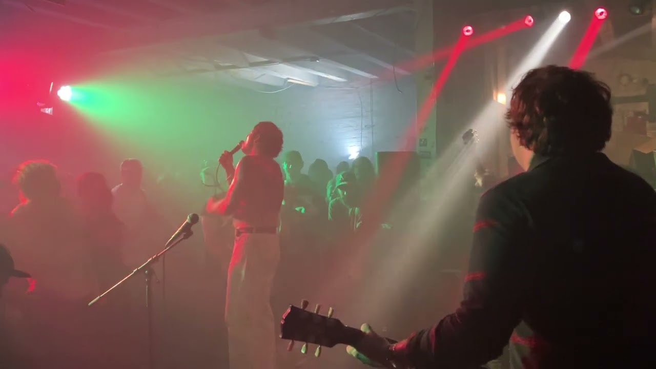 Puffer - Never Enough (Live at B7 Montréal 2025/09/27)
