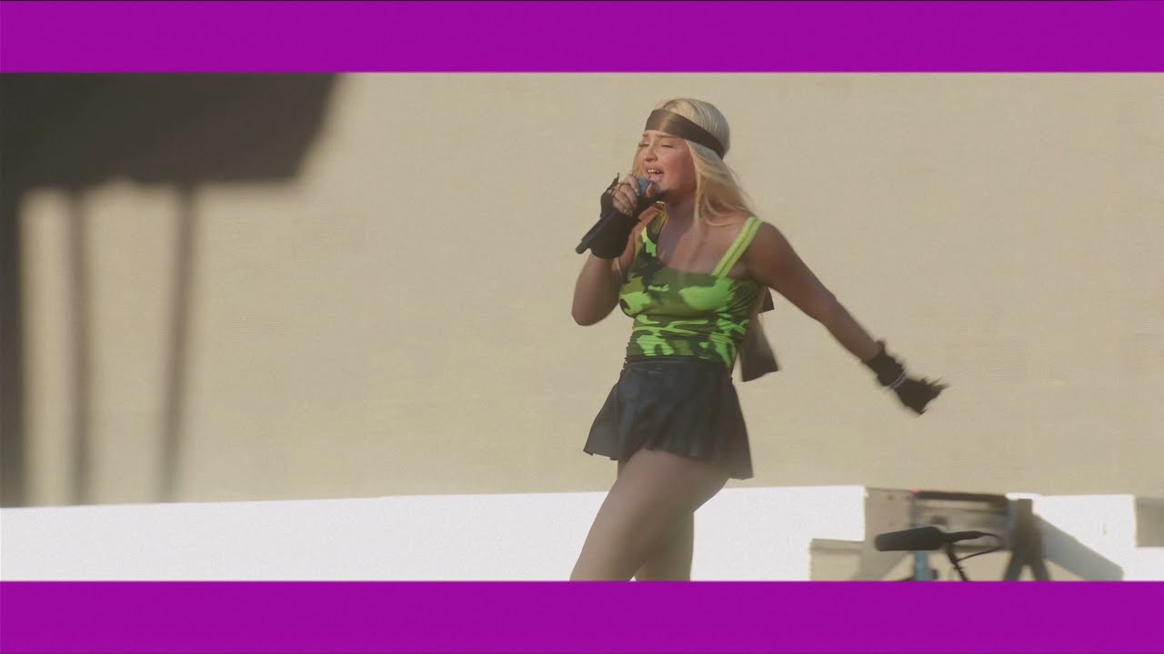 Kim Petras - Running Up That Hill - Live @ Outside Lands, San Francisco (Twitch - 4K Upscaled)