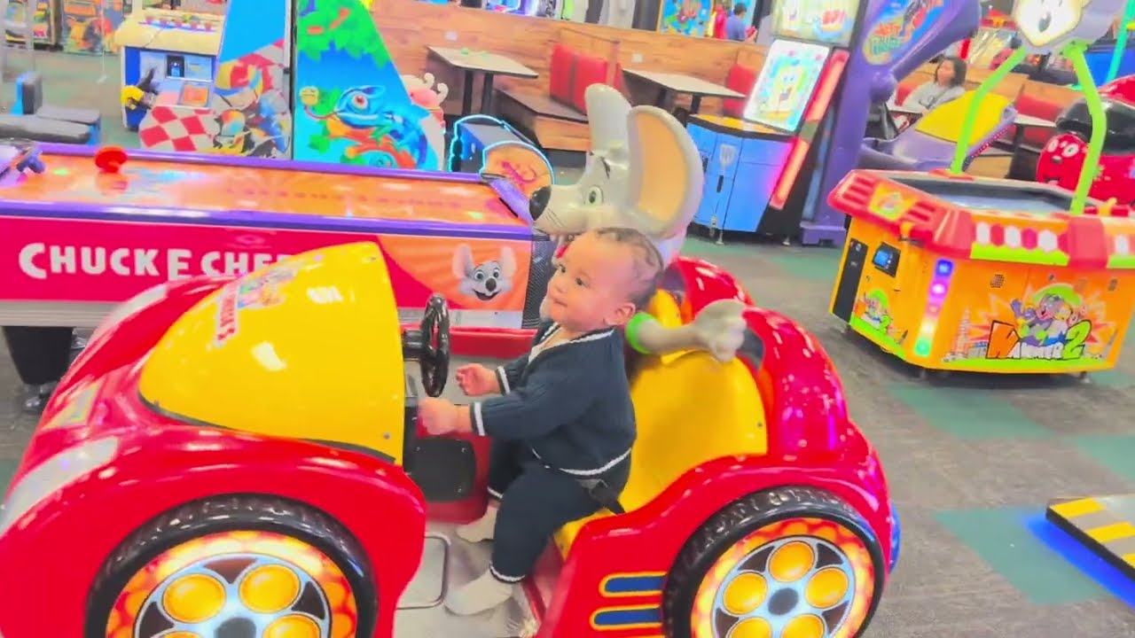 So much fun at Chuck E. Cheese #baby #funtime 🙏