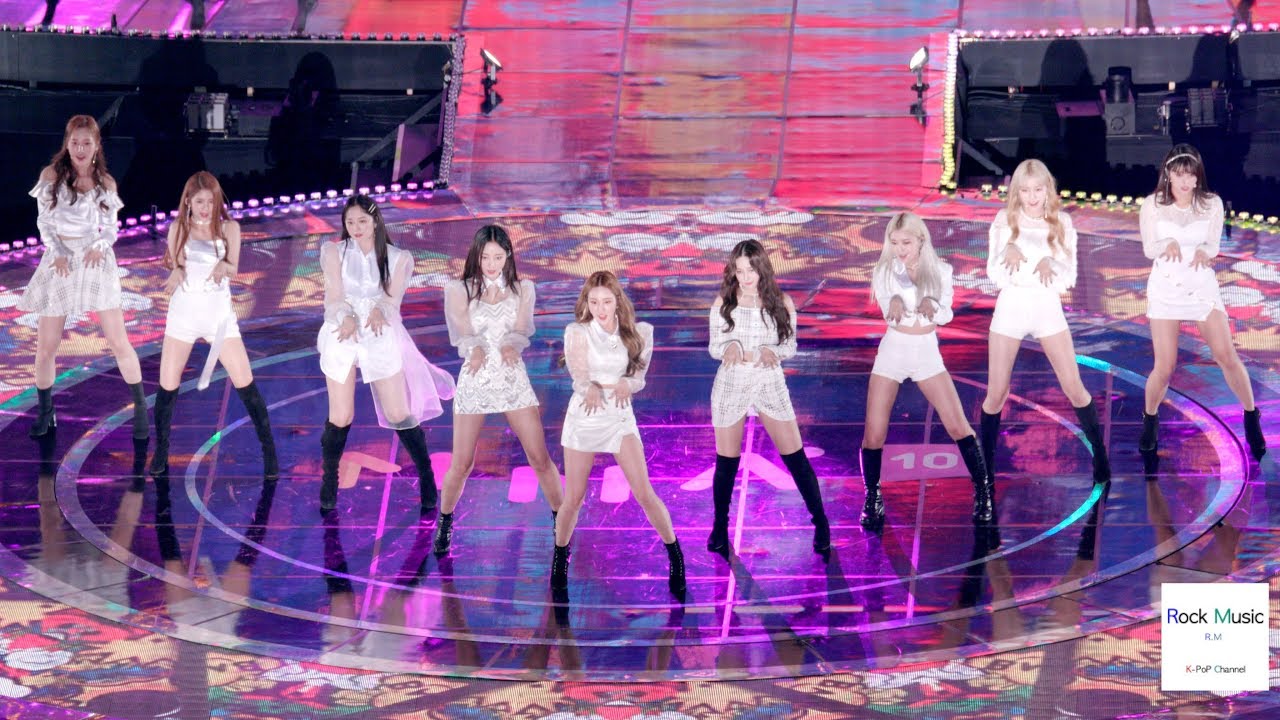 모모랜드 (MOMOLAND) 뿜뿜 BBoom BBoom [4K 60P RAW 직캠]@181201 락뮤직