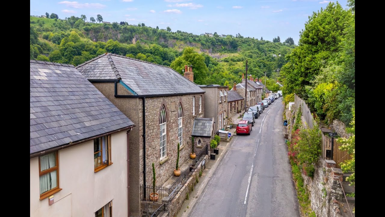 Video Tour of Wesleyan Chapel, Clydach, Abergavenny.