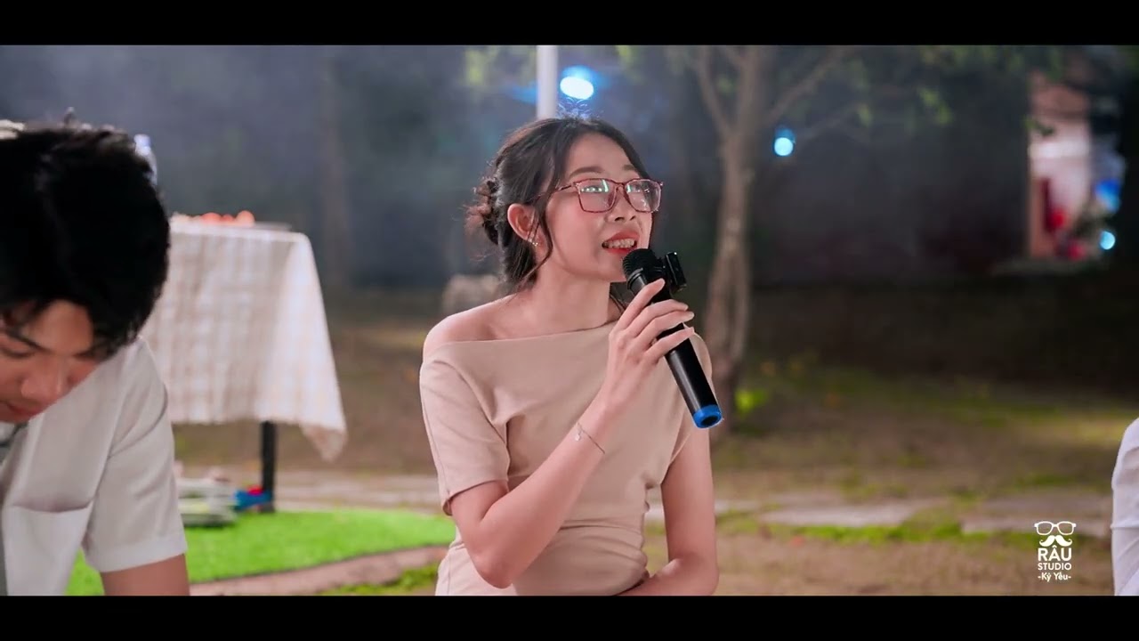 Câu chuyện thanh xuân 18 01 12A1 THPT Nobel Râu Studio