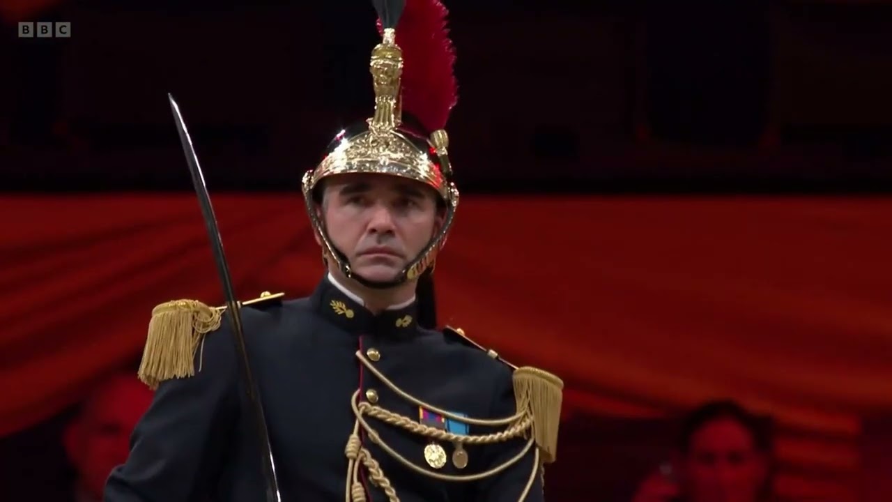 London International Horse Show   Le Régiment de Cavalerie de la Garde Républicaine