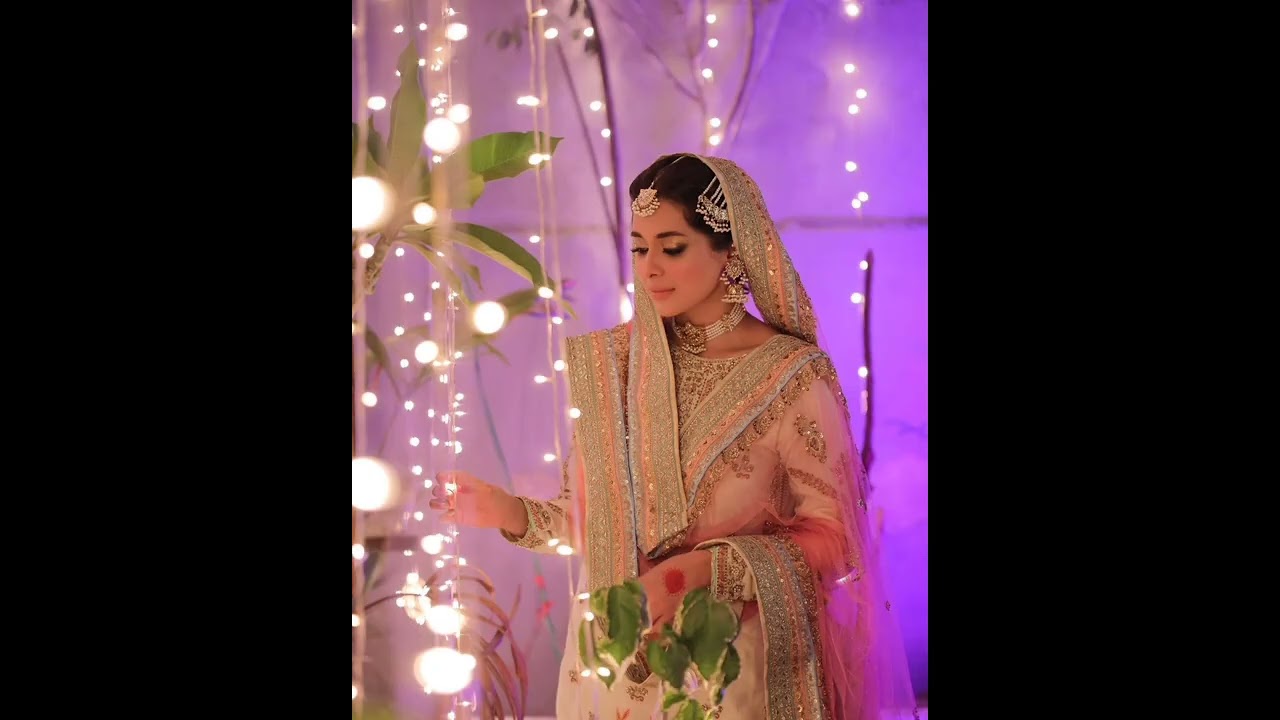 Azekah Daniel's Glamorous Look from Hasrat Drama #hasrat #azekahdaniel #hammadshoaib #junaidjamshed