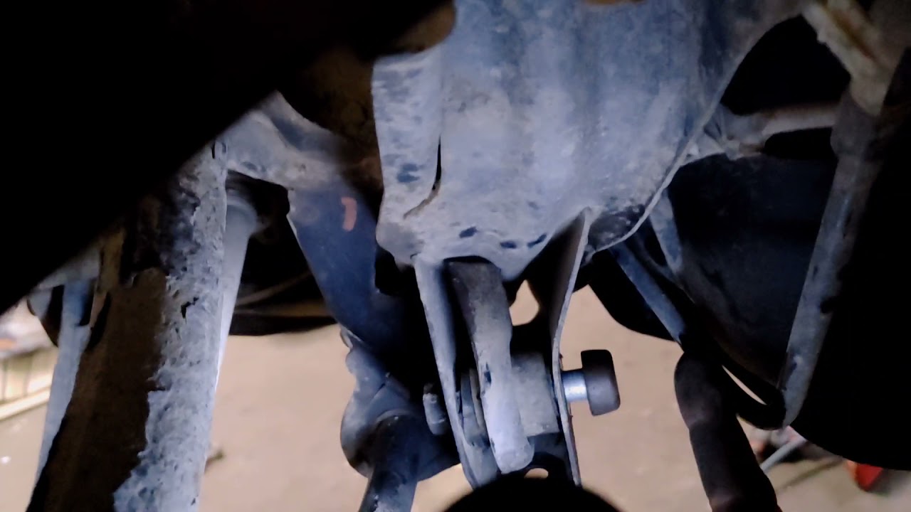 2015 Ford Escape rear right lower (control) lateral link arm without dropping fuel tank