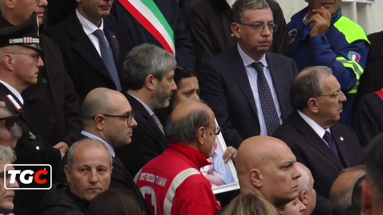 I FUNERALI DI DOMENICO  - | CONTRASTOTV canale 268