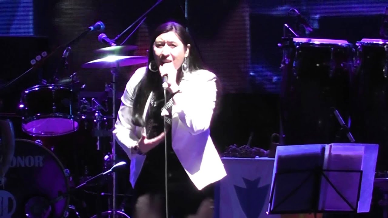 andrea gimenez cancion por 100 a&ntilde;os cinco saltos