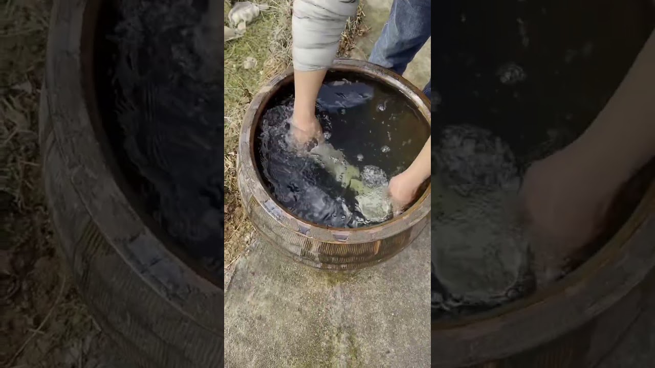Draining water from a large container.#waterdrain #simpletools #workprocess #dailywork #fyp #shorts