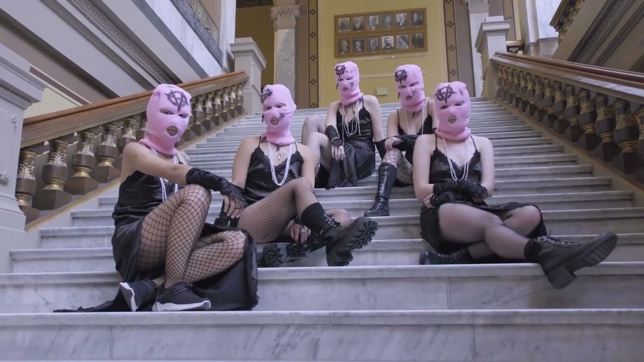 A Mess - We Gonna Fight (Music Video feat. Pussy Riot)