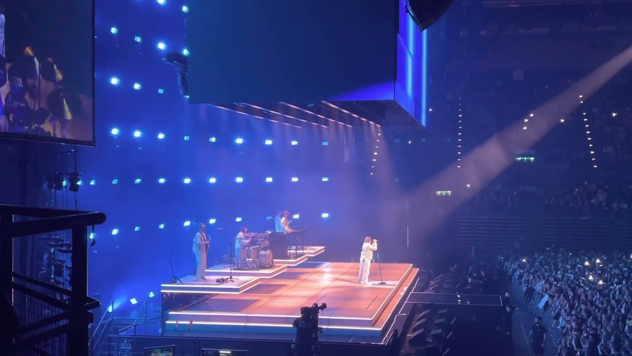 Lewis Capaldi - Forget Me Birmingham Utilita Arena Thursday 26th January 2023