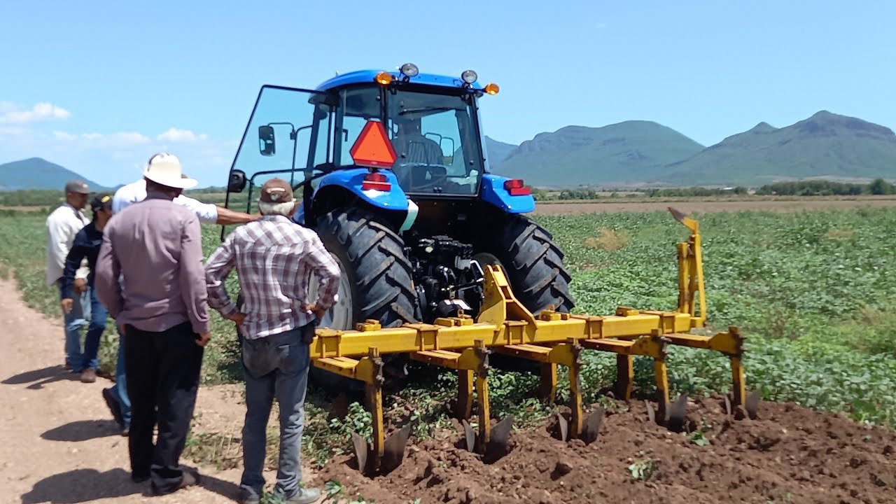 SUBSOLEANDO & SURCANDO 4 SURCOS EQUIPO GUAMUCHIL   TS6.110 BASICO CABINA NEW HOLLAND CON NUEVO DUEÑO