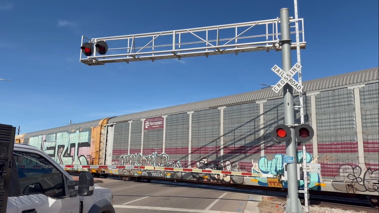 Part 3/3: UP stops and resumes in Gilbert, AZ! N Cooper Rd. 12/29/2025