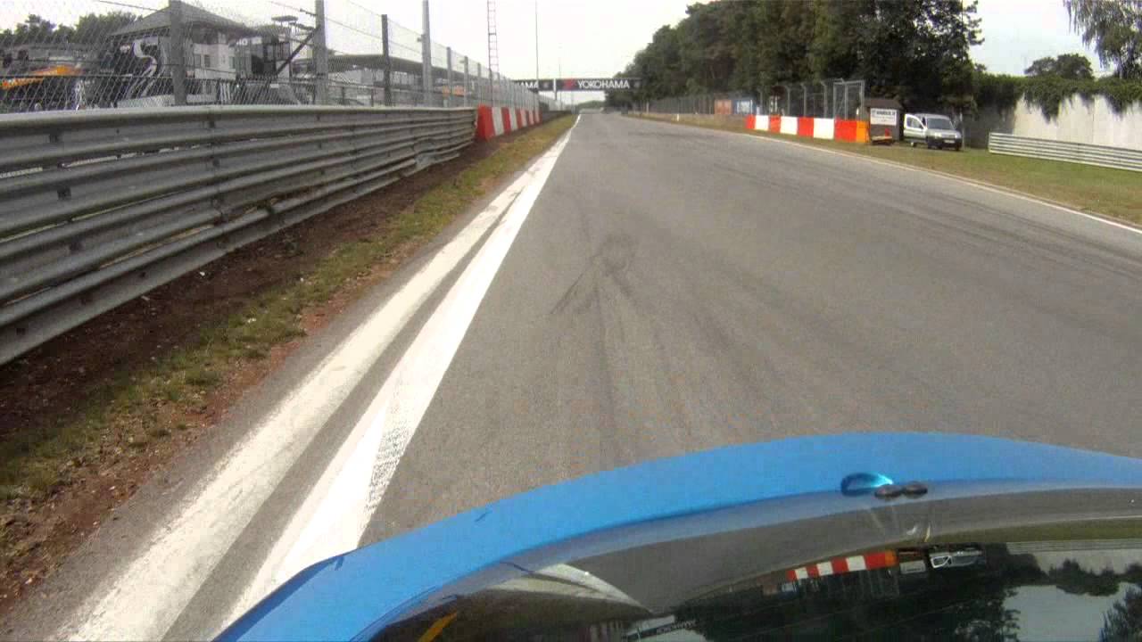 TVR T350 Zolder Continental Meeting 2011 Spin after first lap