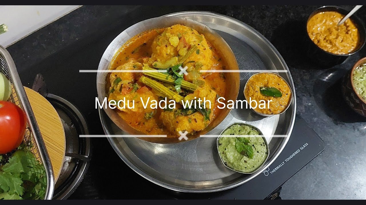 Crispy Medu Vada & Hot Sambar | South Indian Comfort Food 🤍