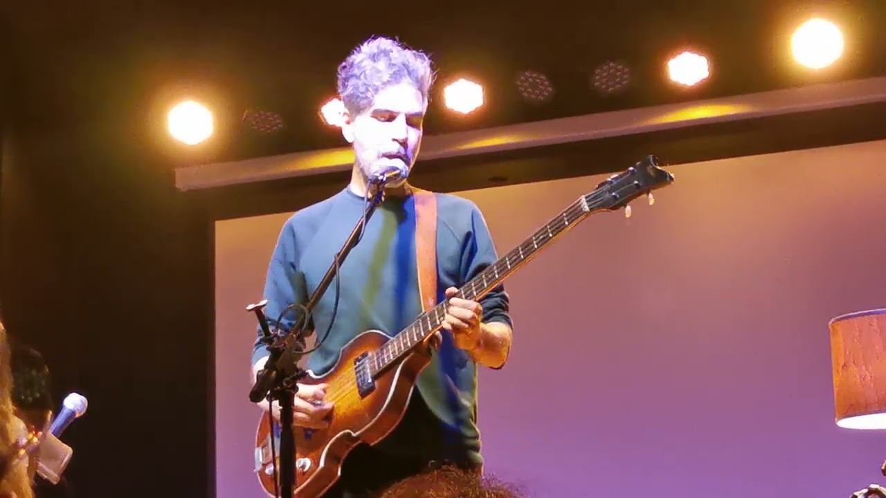 Hayden - Trees Lounge (Live In Ridgeway)
