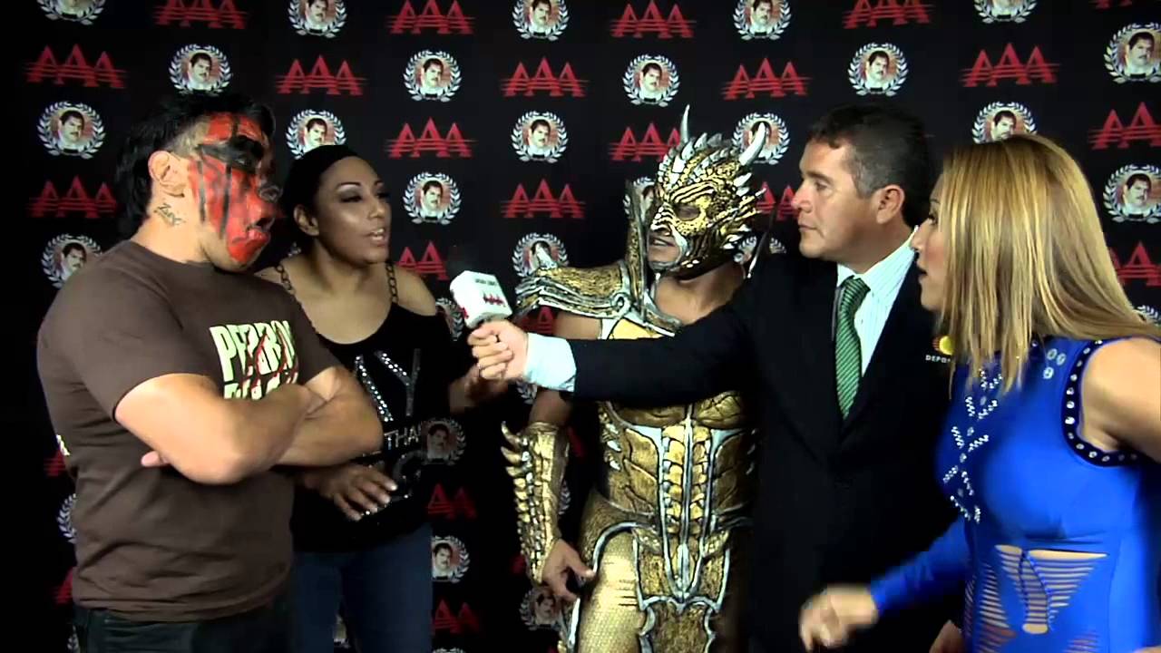 Faby Apache y Drago - Lucha Libre AAA - 2013