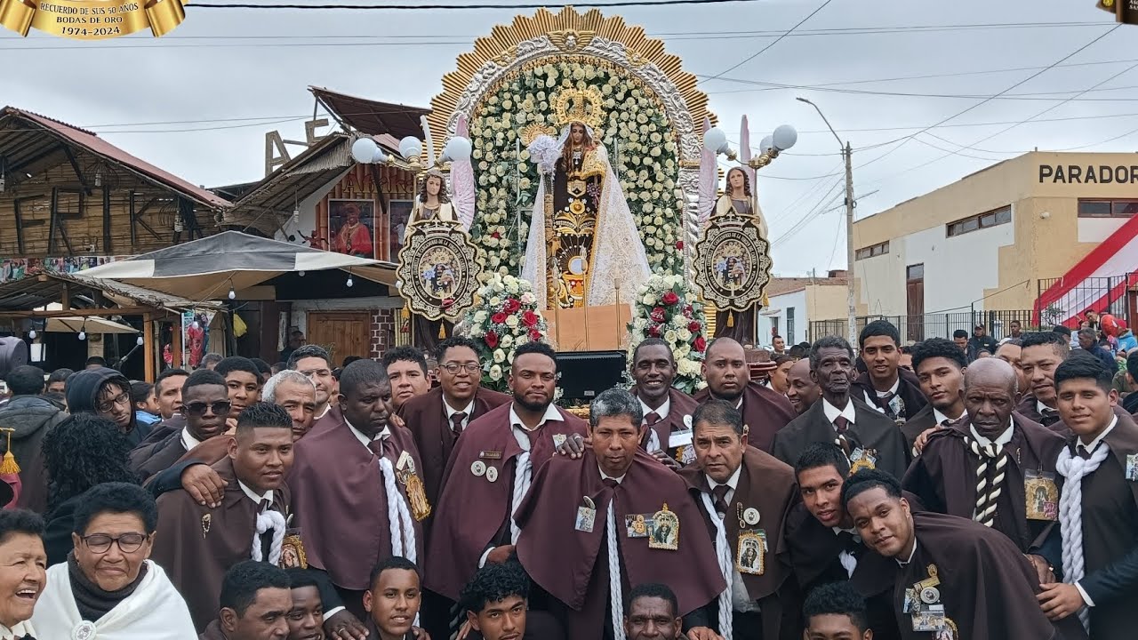 Virgen del Carmen de CHINCHA- 50 Aniversario de la Primera Cuadrilla de Cargadores.